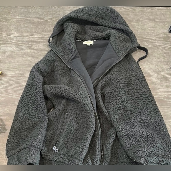 Aerie Offline Sherpa Jacket - Picture 2 of 2